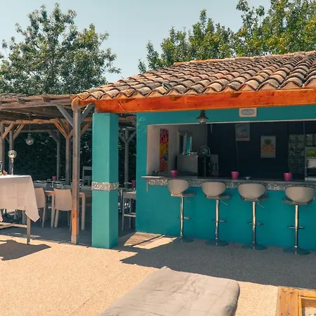 Hotel Le President-gare Nimes Pont Du Gard 3*