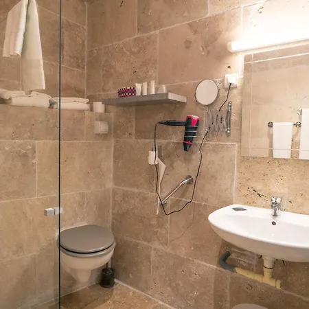 Le President-gare Nimes Pont Du Gard Bellegarde (Gard)