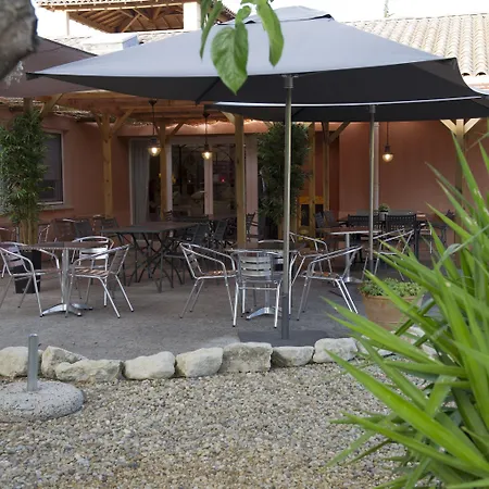 Le President-gare Nimes Pont Du Gard ホテル 3*