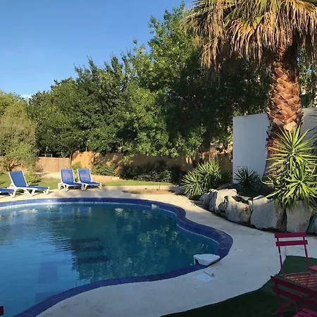 Hotel Le President-gare Nimes Pont Du Gard 3*
